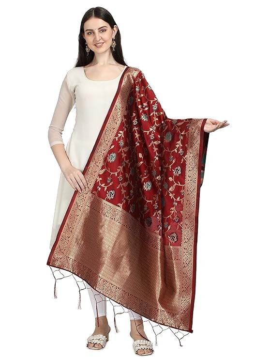 maroon dupatta for women