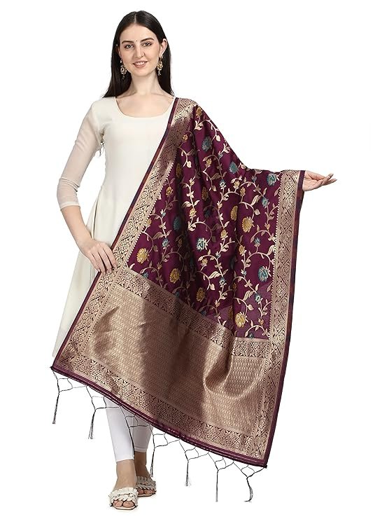 wine banarasi dupatta